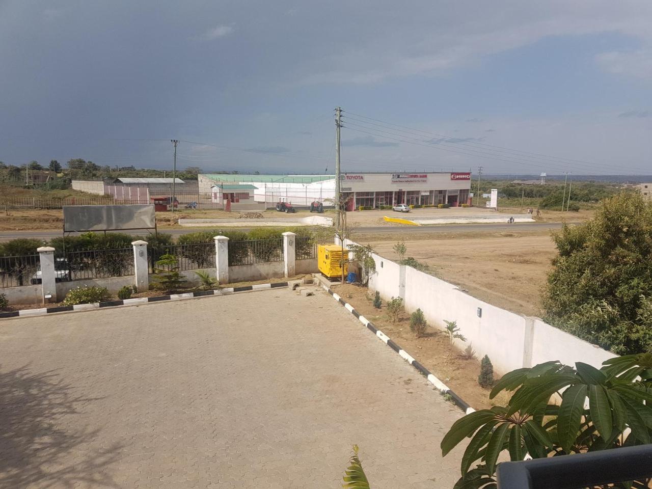 Mara Frontier Hotel Narok Exterior photo